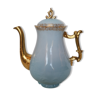 Napoleon III teapot in porcelain gilded with fine gold