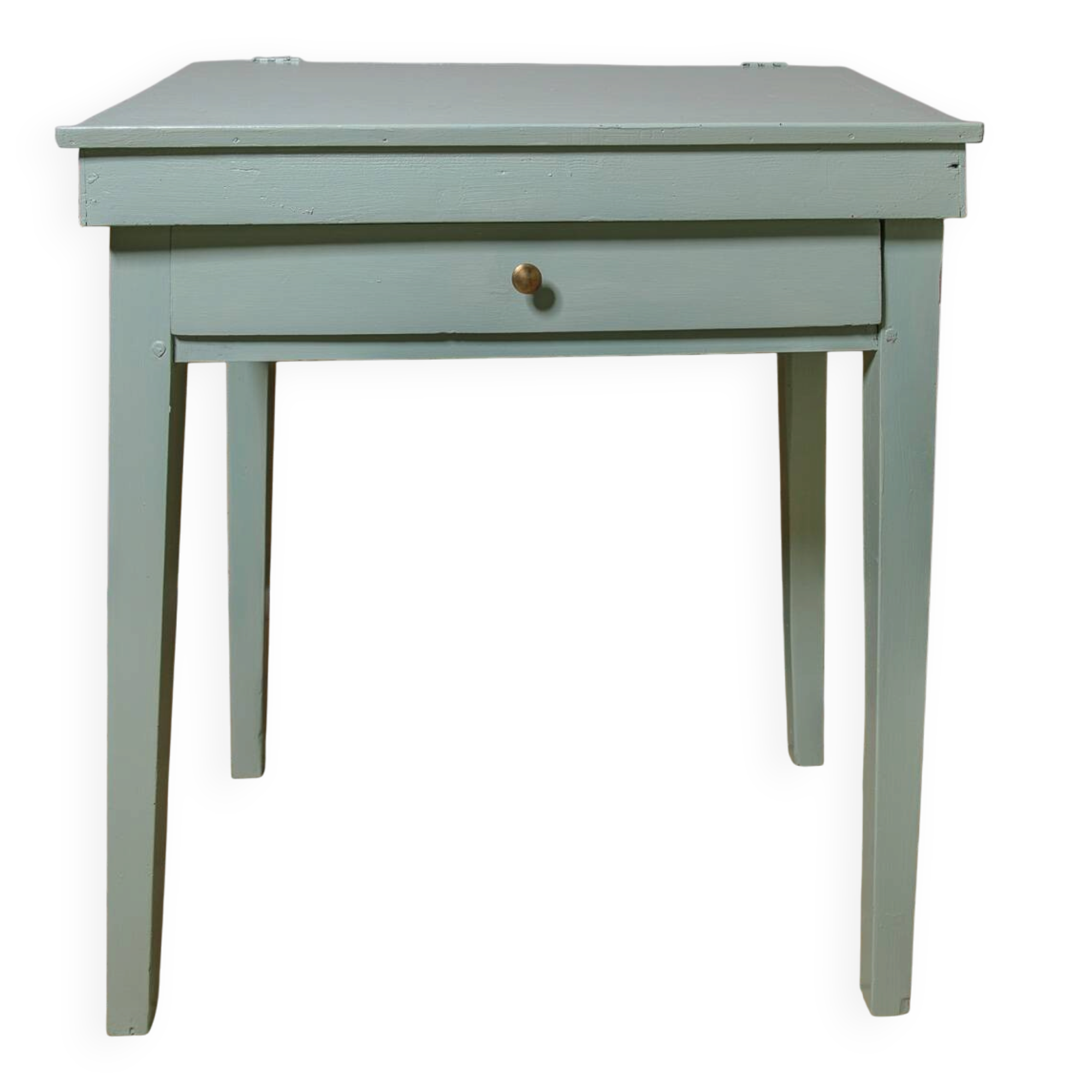 Revisited antique desk – larch green & chic jungle interior