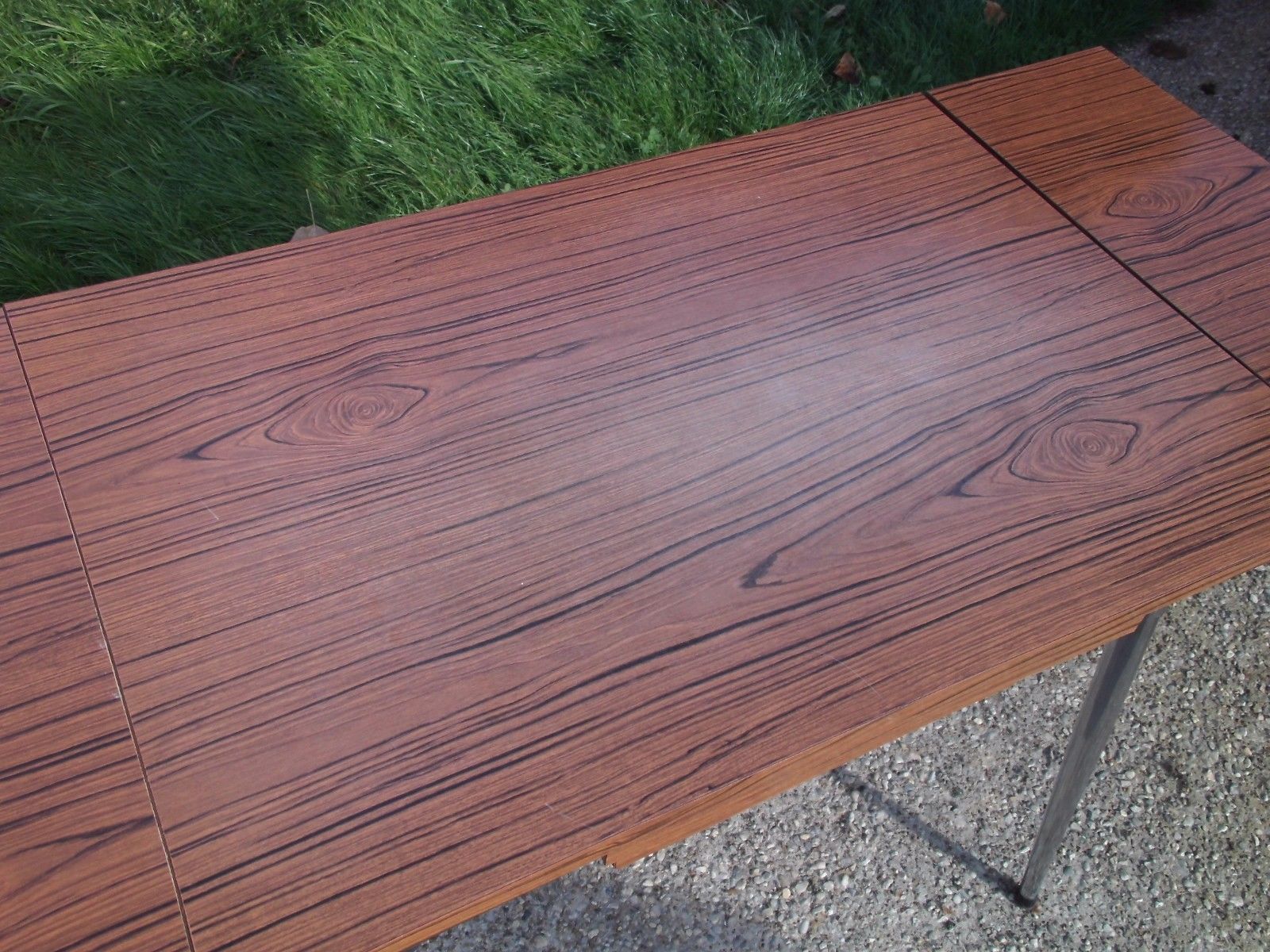 Kitchen table formica + 2 extensions - supermatic