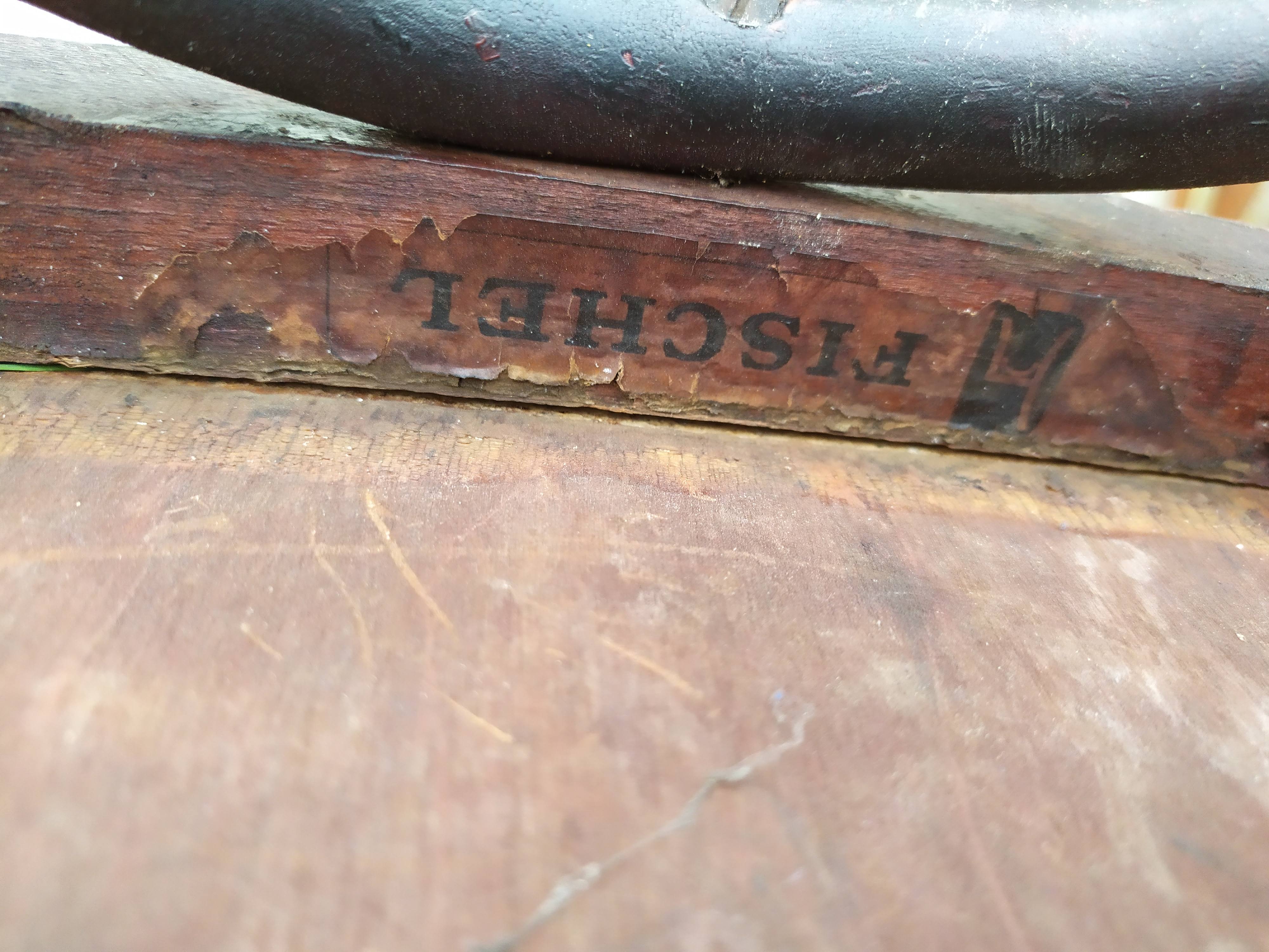 Lot de 18 chaises bistrot Fischel