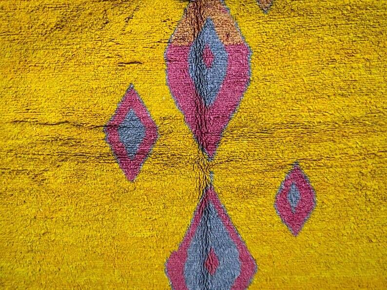 Handmade natural wool rug, size 150 x 260 cm