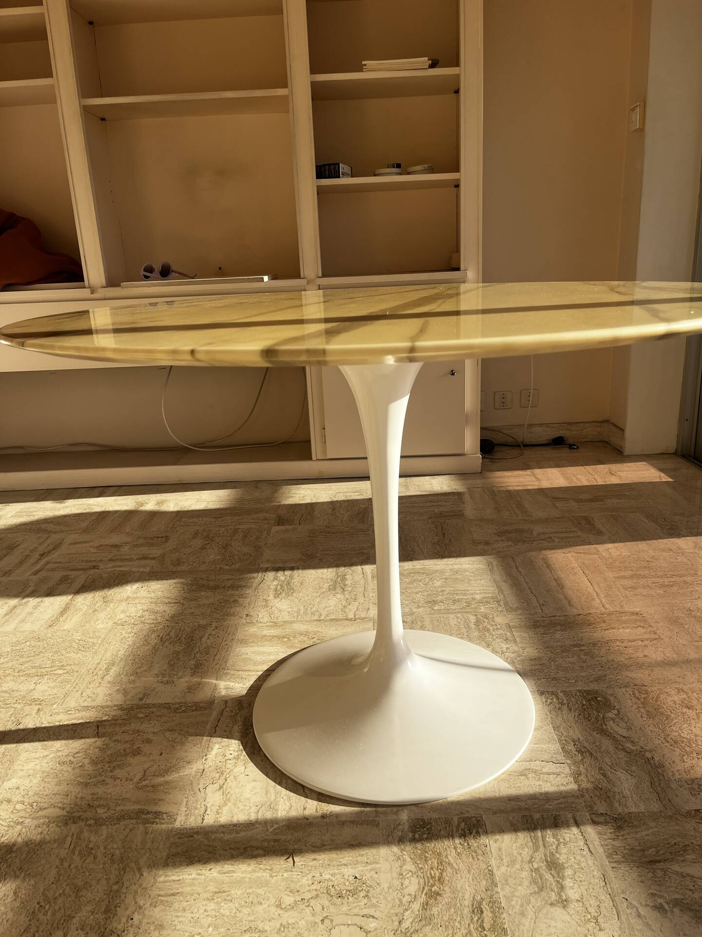 A complete marble table with tulip design for Knoll Saarinen.