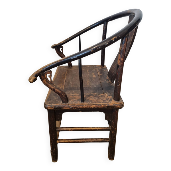Fauteuil Chinois Traditionnel ''Fer à Cheval'' (Quanyi) – Patine Ancienne
