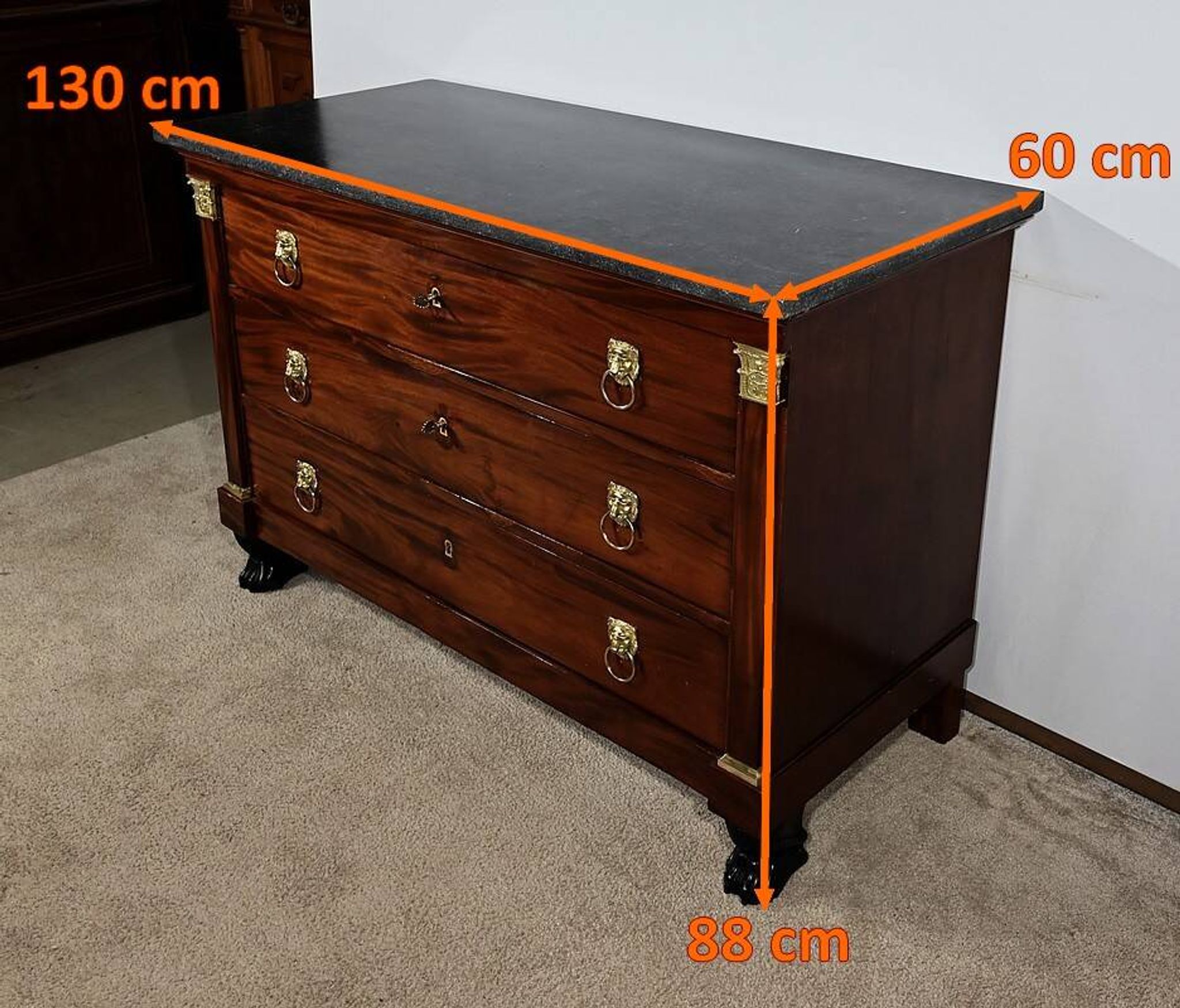 Commode en acajou, époque « Retour d’Égypte », début XIXème