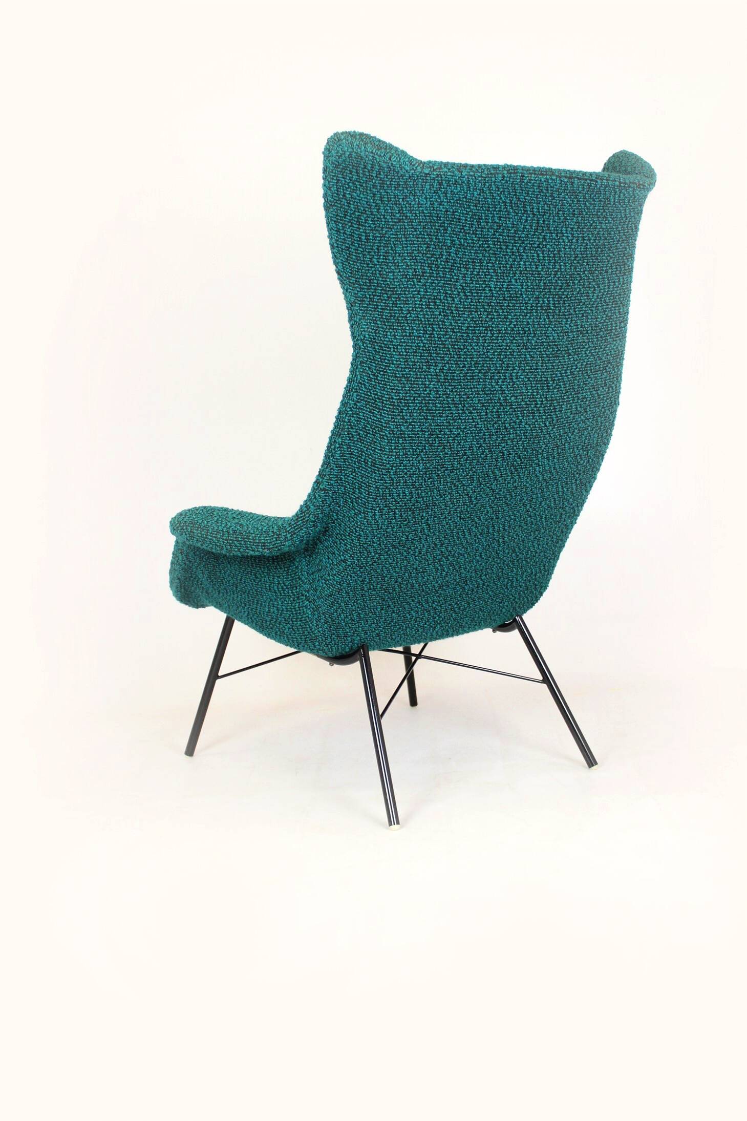Wingback Lounge Chair by Miroslav Navrátil, Czechoslovakia, 1960s