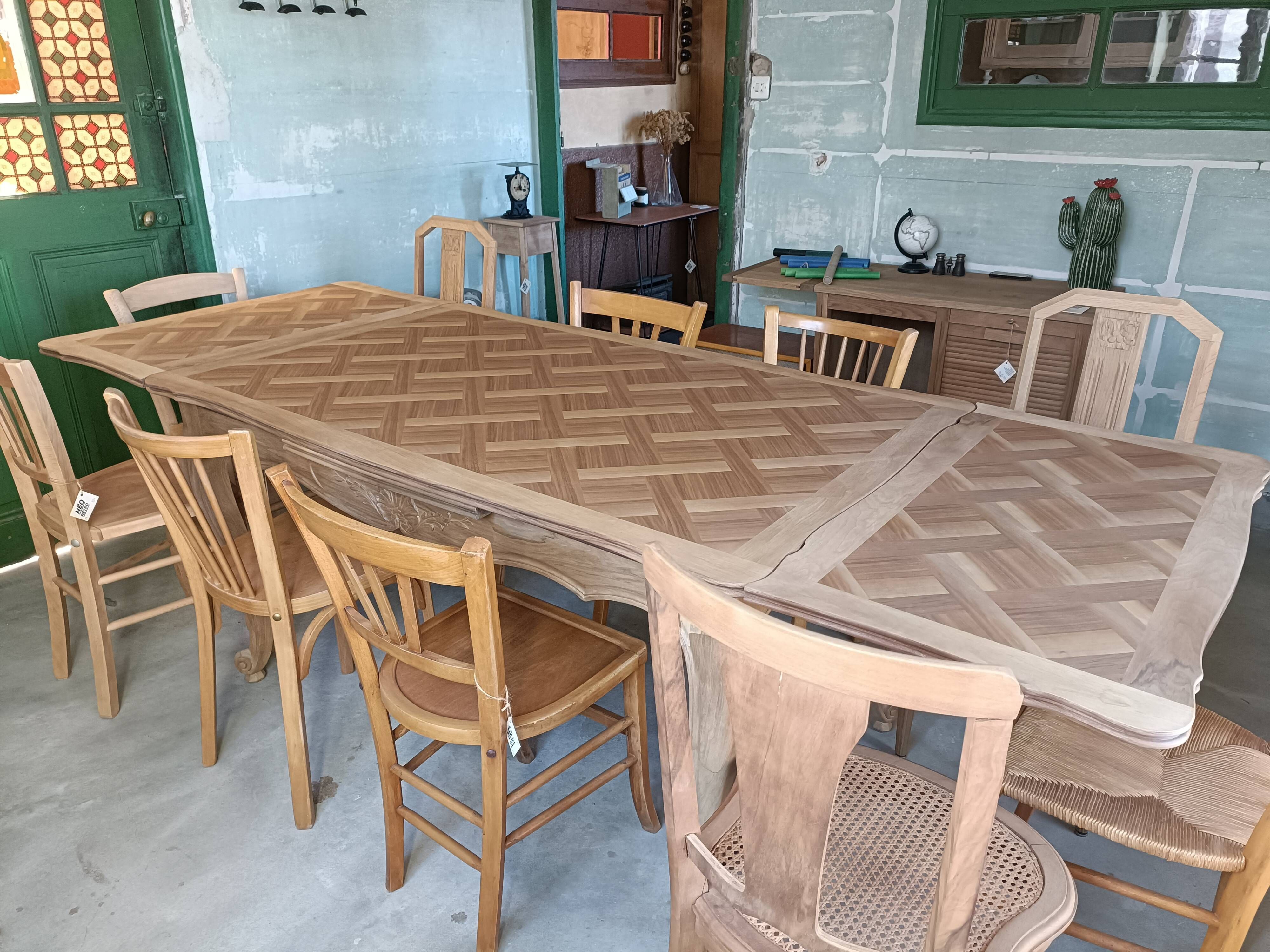 Table à manger Louis XV rénovée