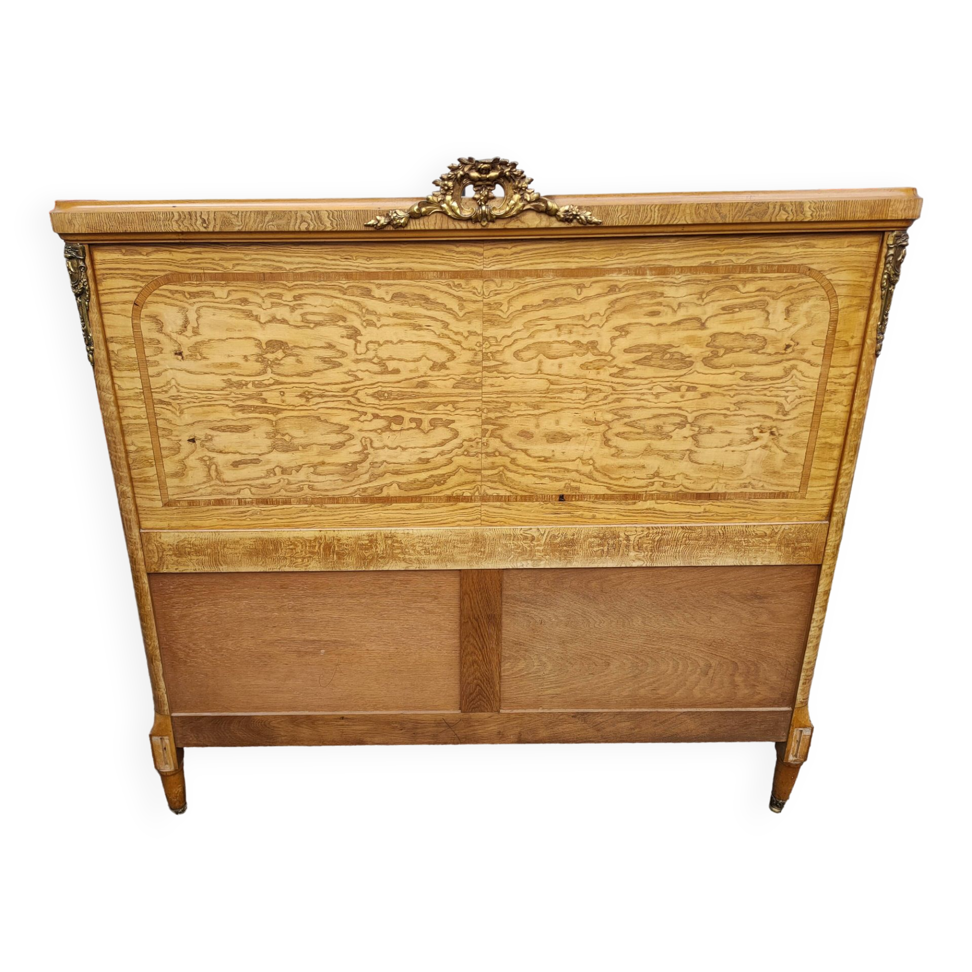 Antique style headboard