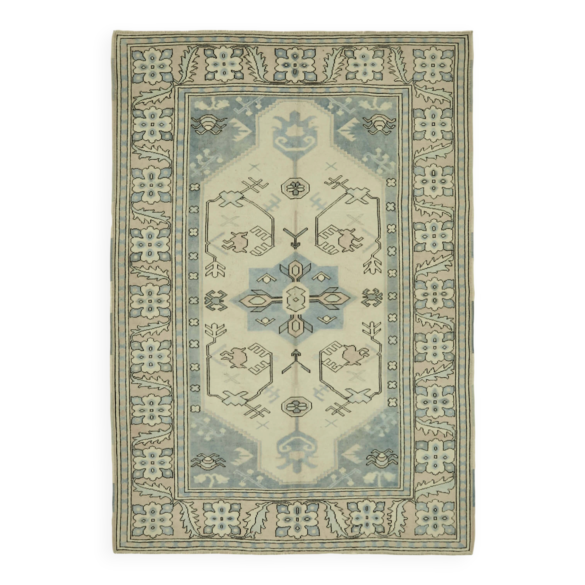 Turkish Vintage Anatolian Rug 163 cm x 230 cm