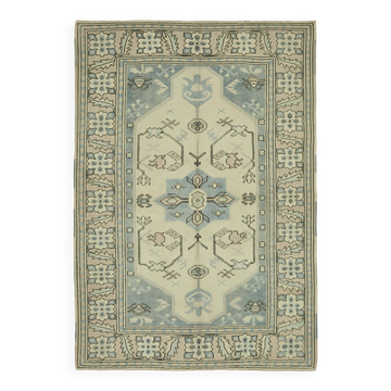 Turkish Vintage Anatolian Rug 163 cm x 230 cm
