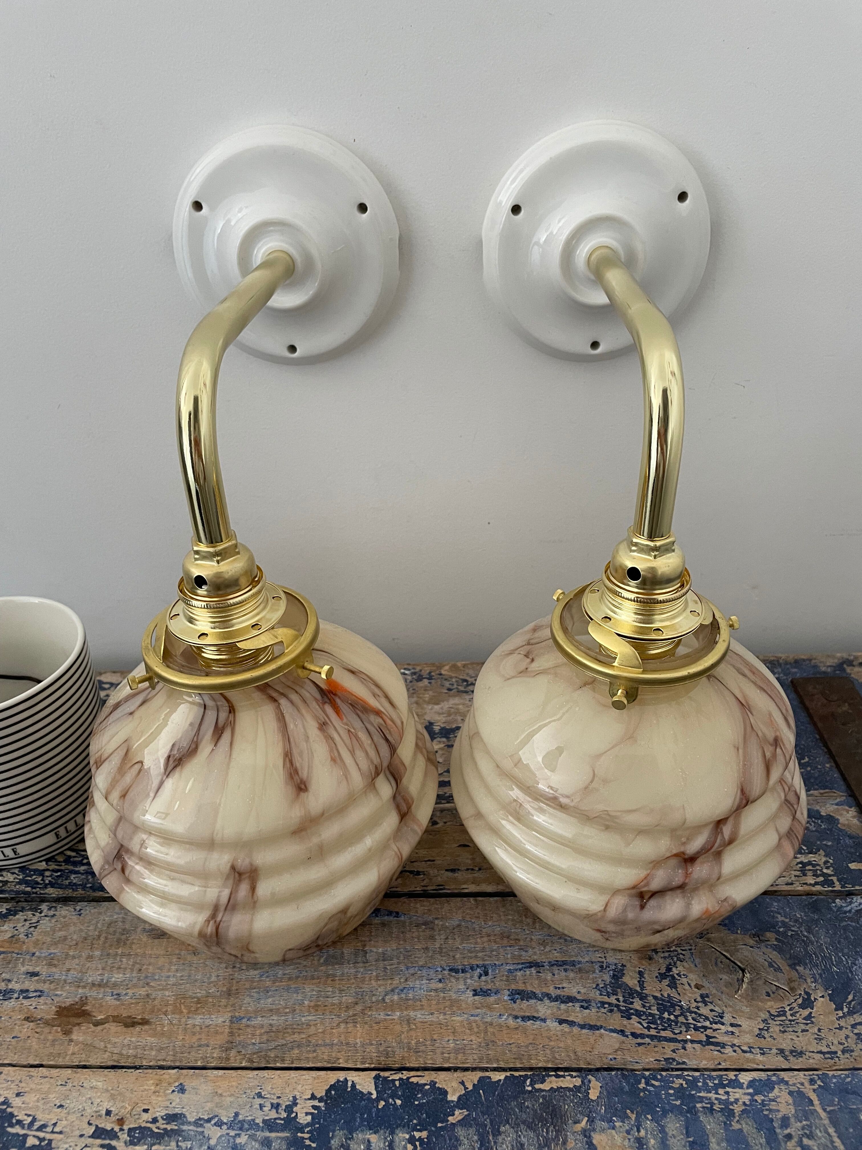 Pair of Art Deco wall lamps in marbled opaline