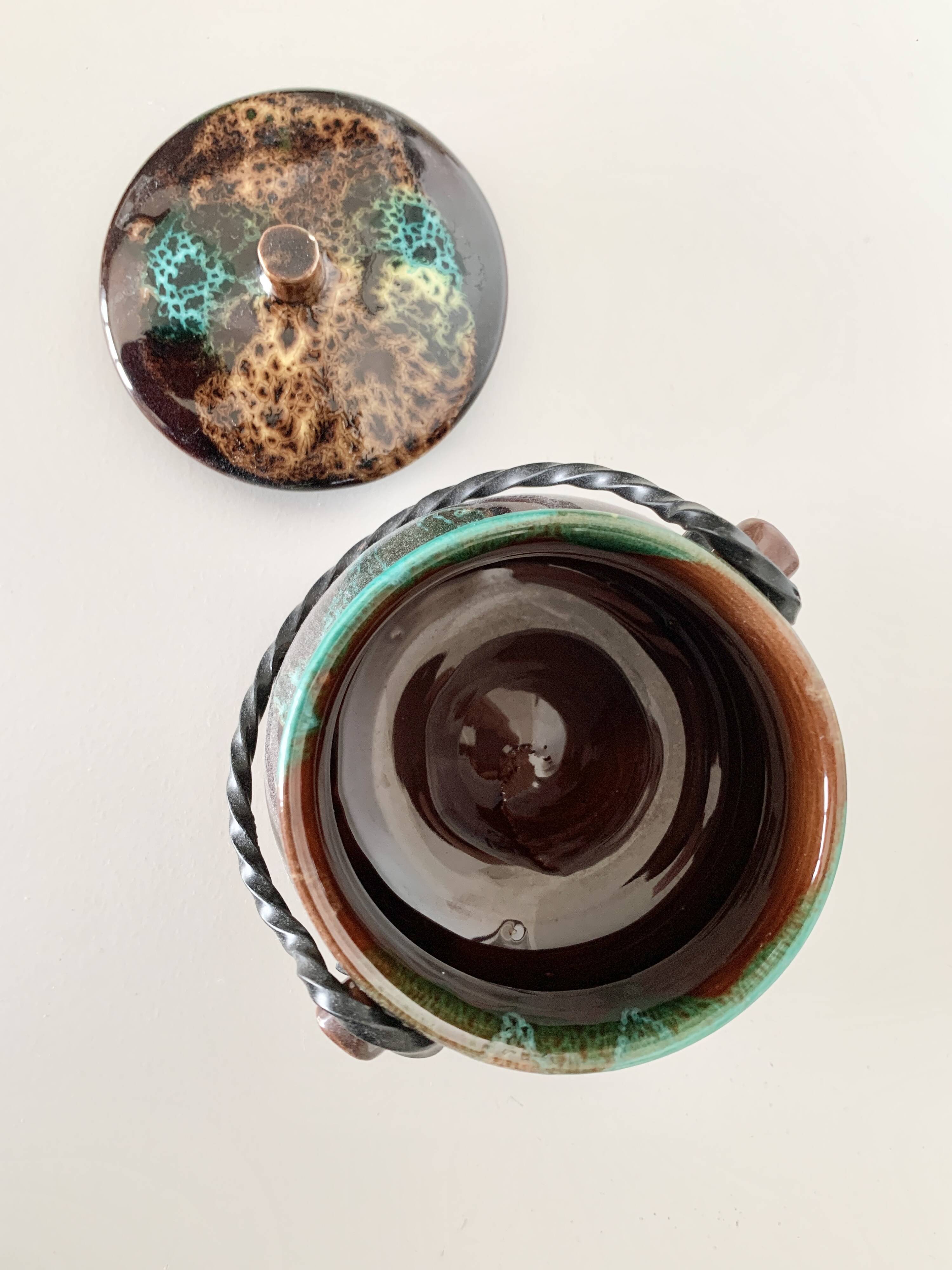 Ceramic covered pot "Lava" Vallauris