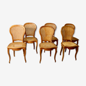 Suite de 6 chaises cannées en merisier Louis Philippe