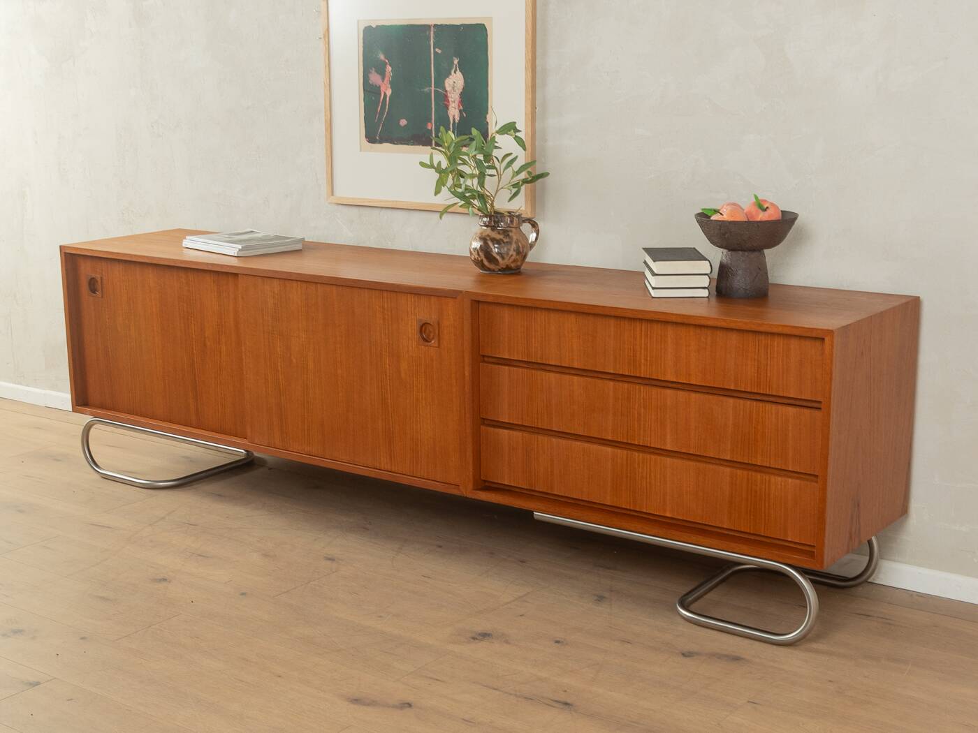 Buffet des années 1960 avec pieds Bauhaus
