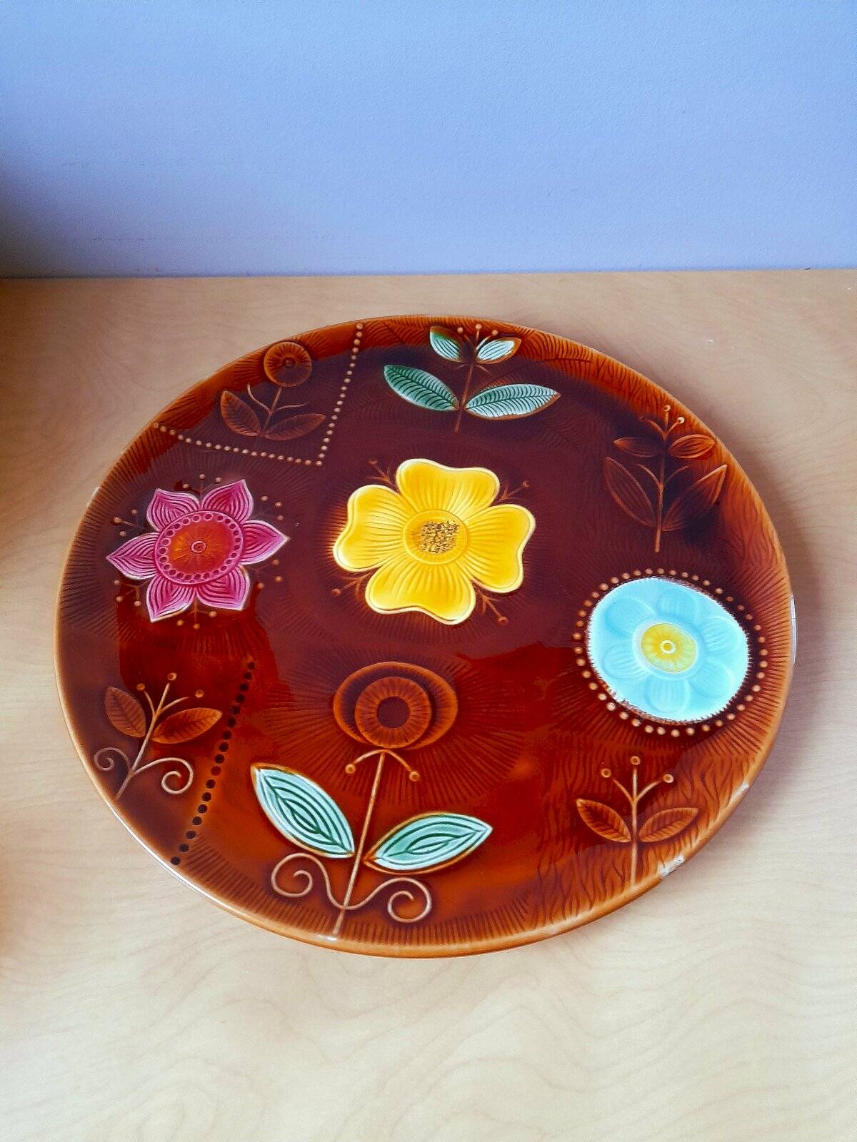 Vintage floral plate, Sarreguemines 1970