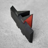 Porte-livres en plastique rouge Vintage Mid-Century Italian Modern Space Age