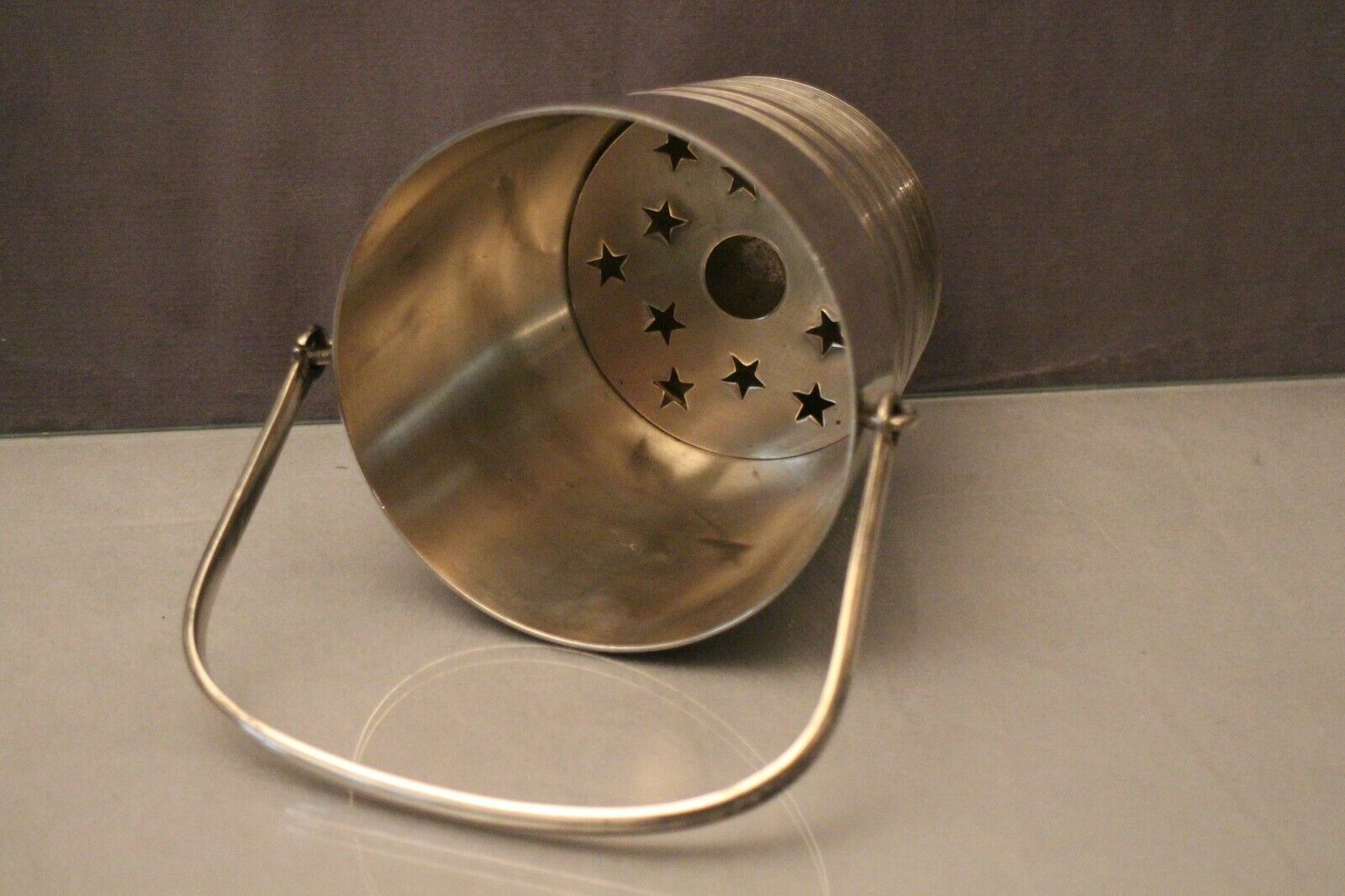 Ice cube bucket in silver metal signed Ercuis