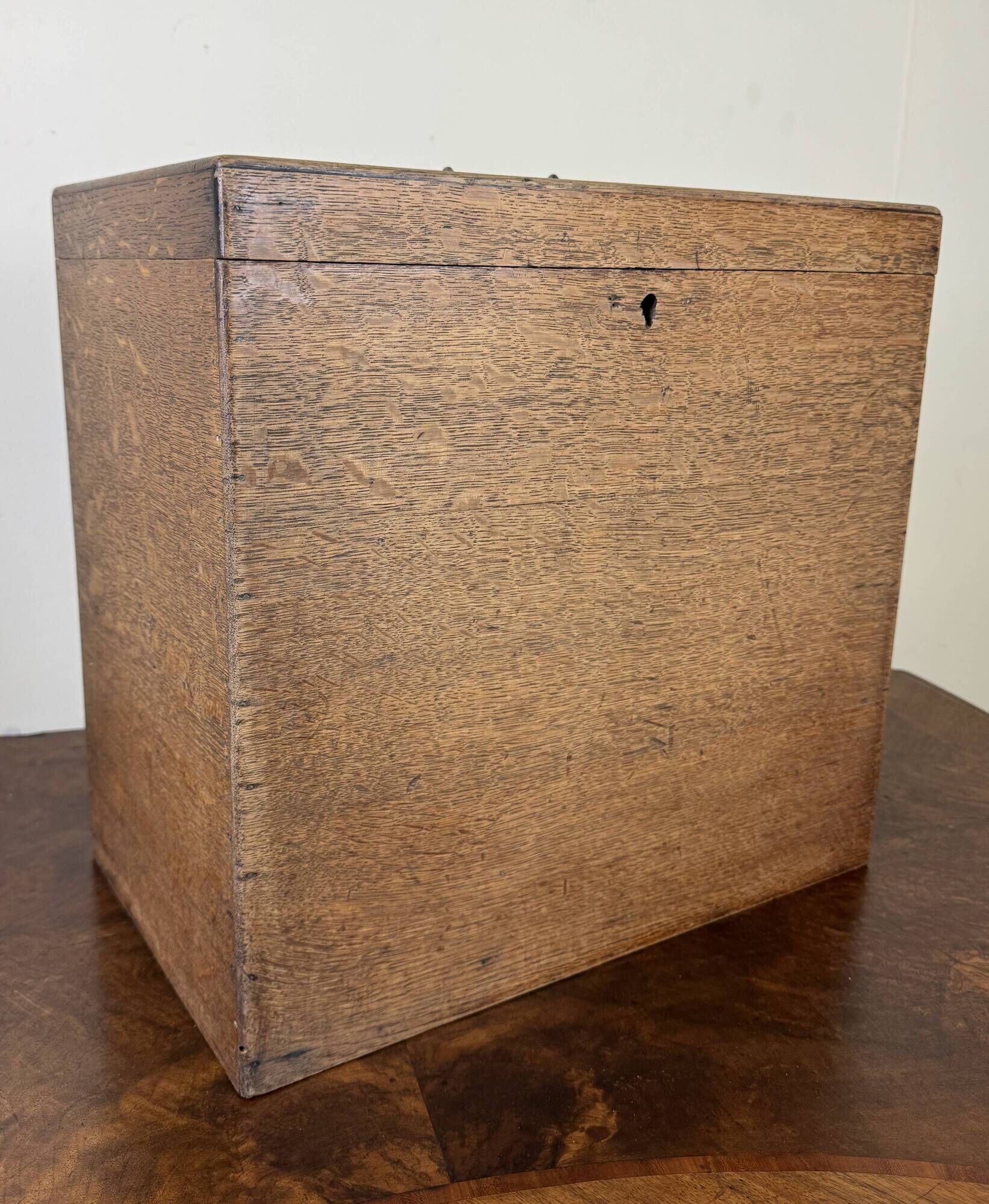 Scientific chest for storing instrumentation from the Napoleon III period