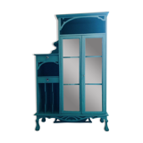 Art Nouveau showcase