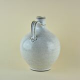 Pot-bellied pitcher Roger Collet