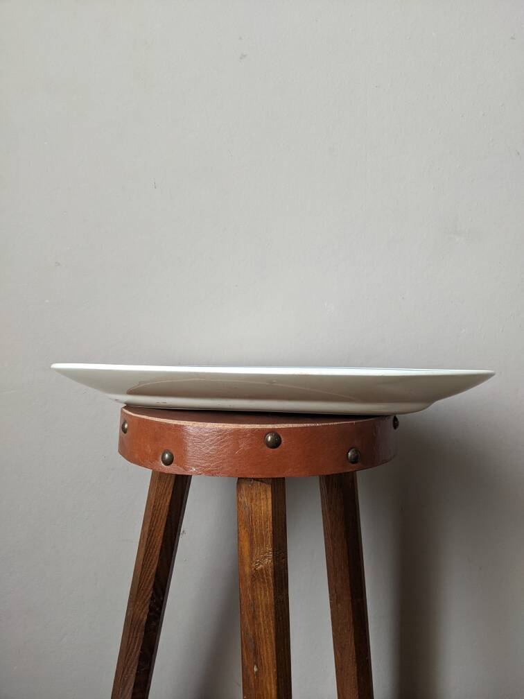 Antique oval ceramic dish with hand-painted floral decoration, country decor