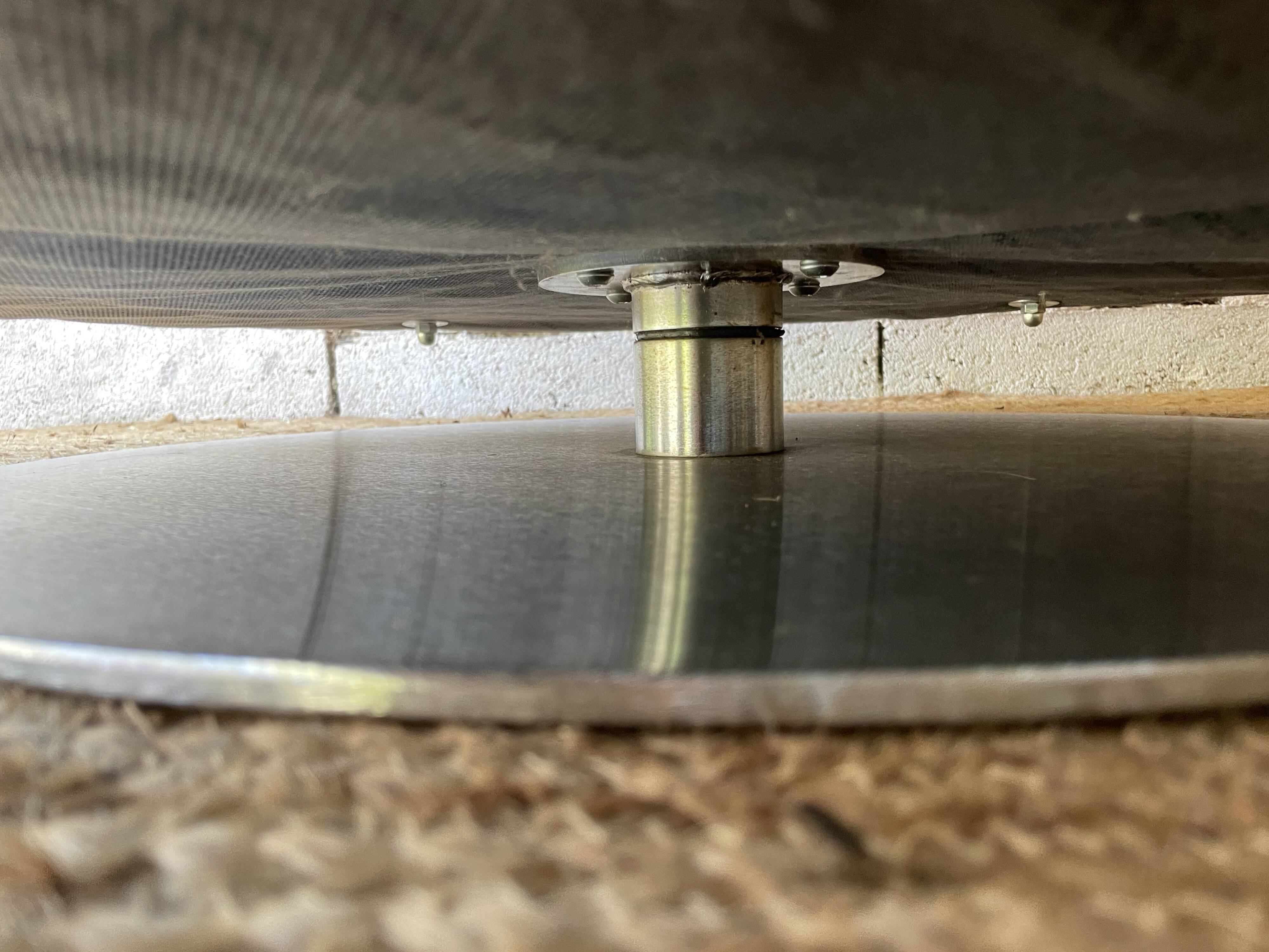 Curl armchair in red leather by Roche Bobois