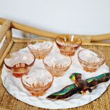 Lot de 6 coupes à champagne en verre rose dépareillées