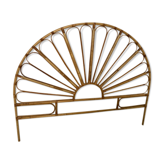 Headboard 2 people shape peacock