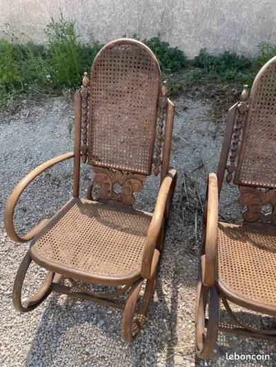 Rattan rocking chair X2 in very good condition.