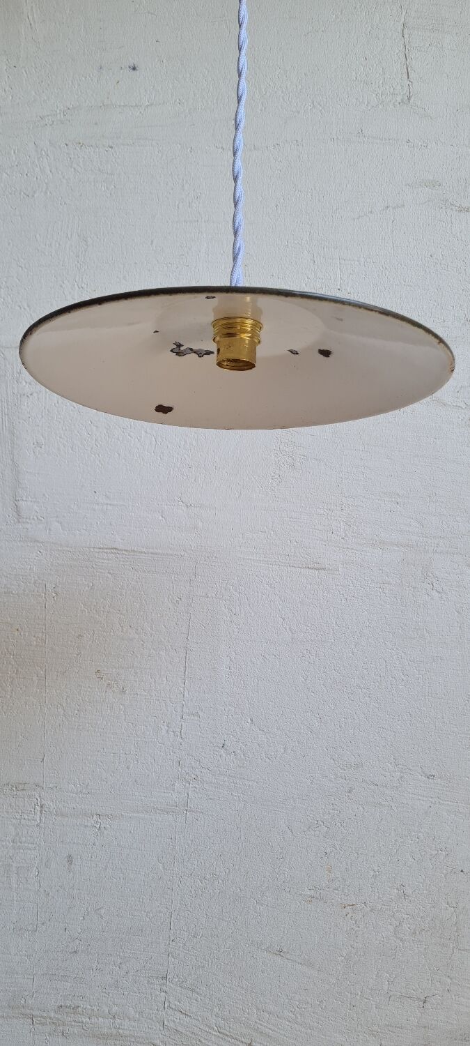 Suspension en tôle émaillée verte