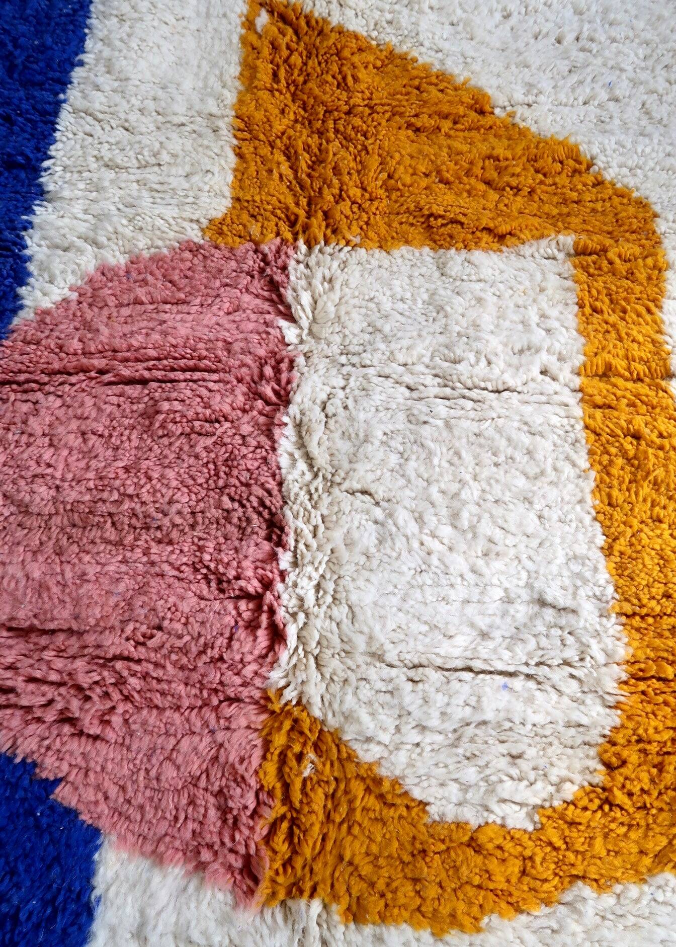 Handmade decorated Beni Ouarine rug, size 250cmx150cm