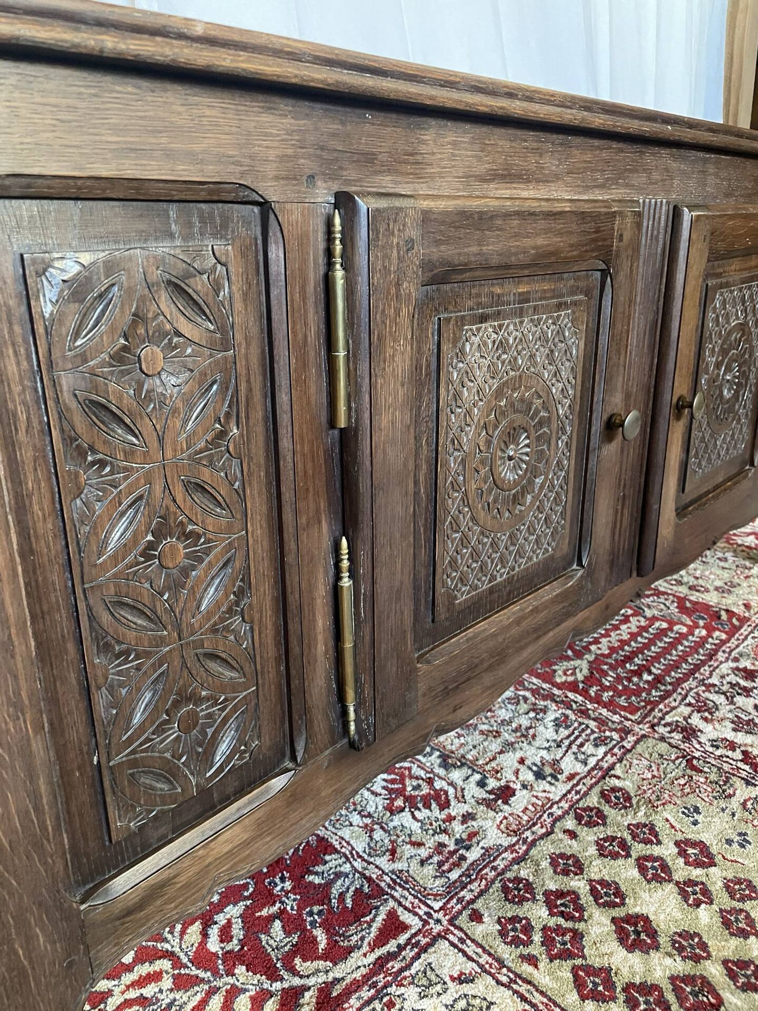 Vintage low sideboard in carved solid oak, Basque style.
