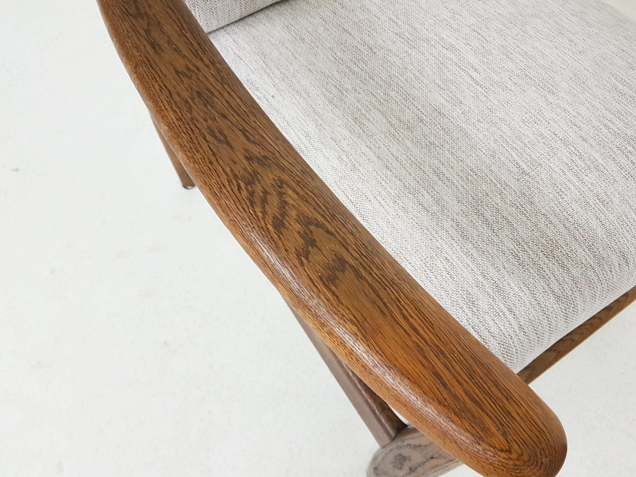 Set of 2 oak lounge chairs, The Netherlands 1960’s