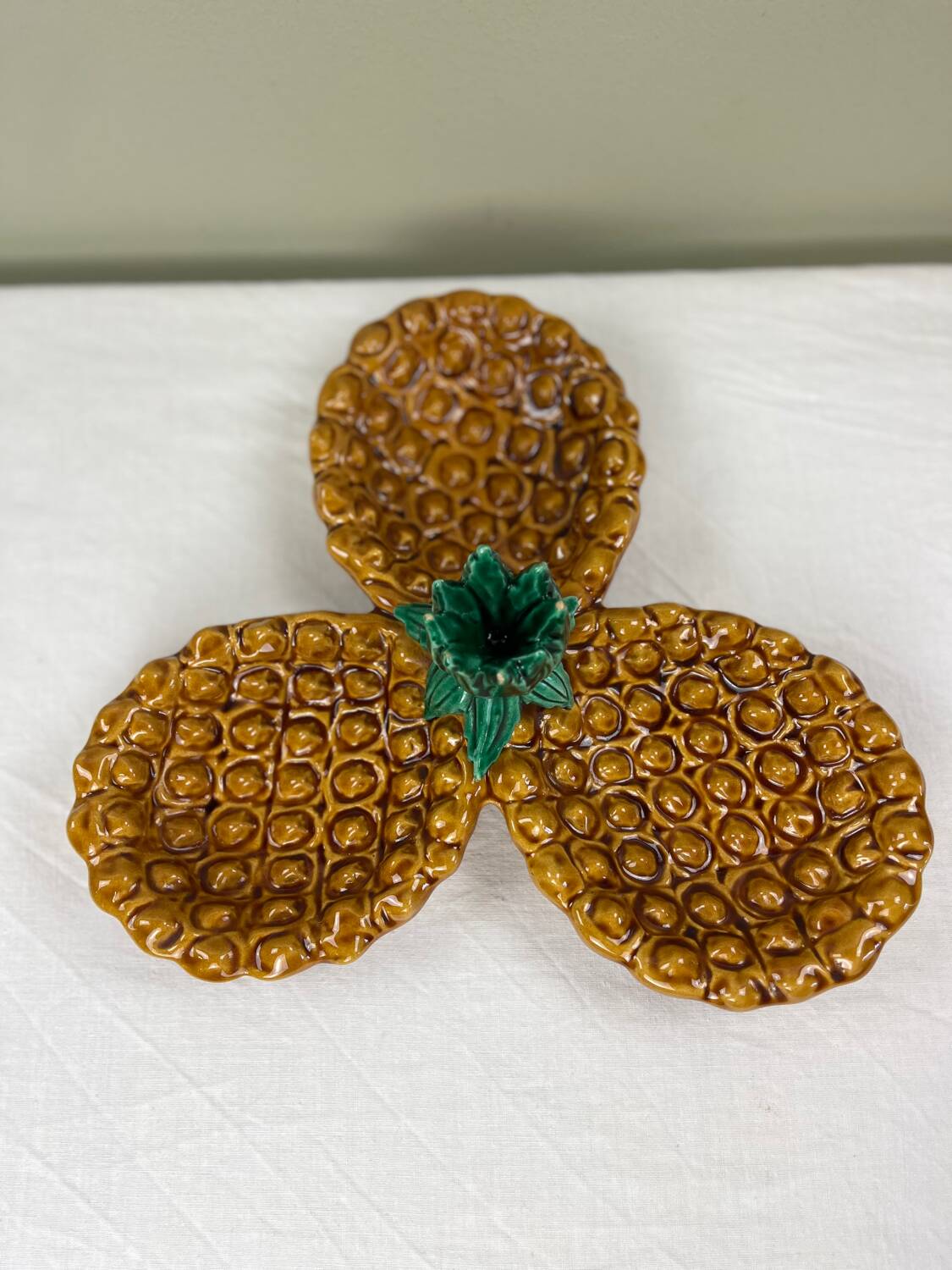 Vallauris Pineapple Fruit Bowl