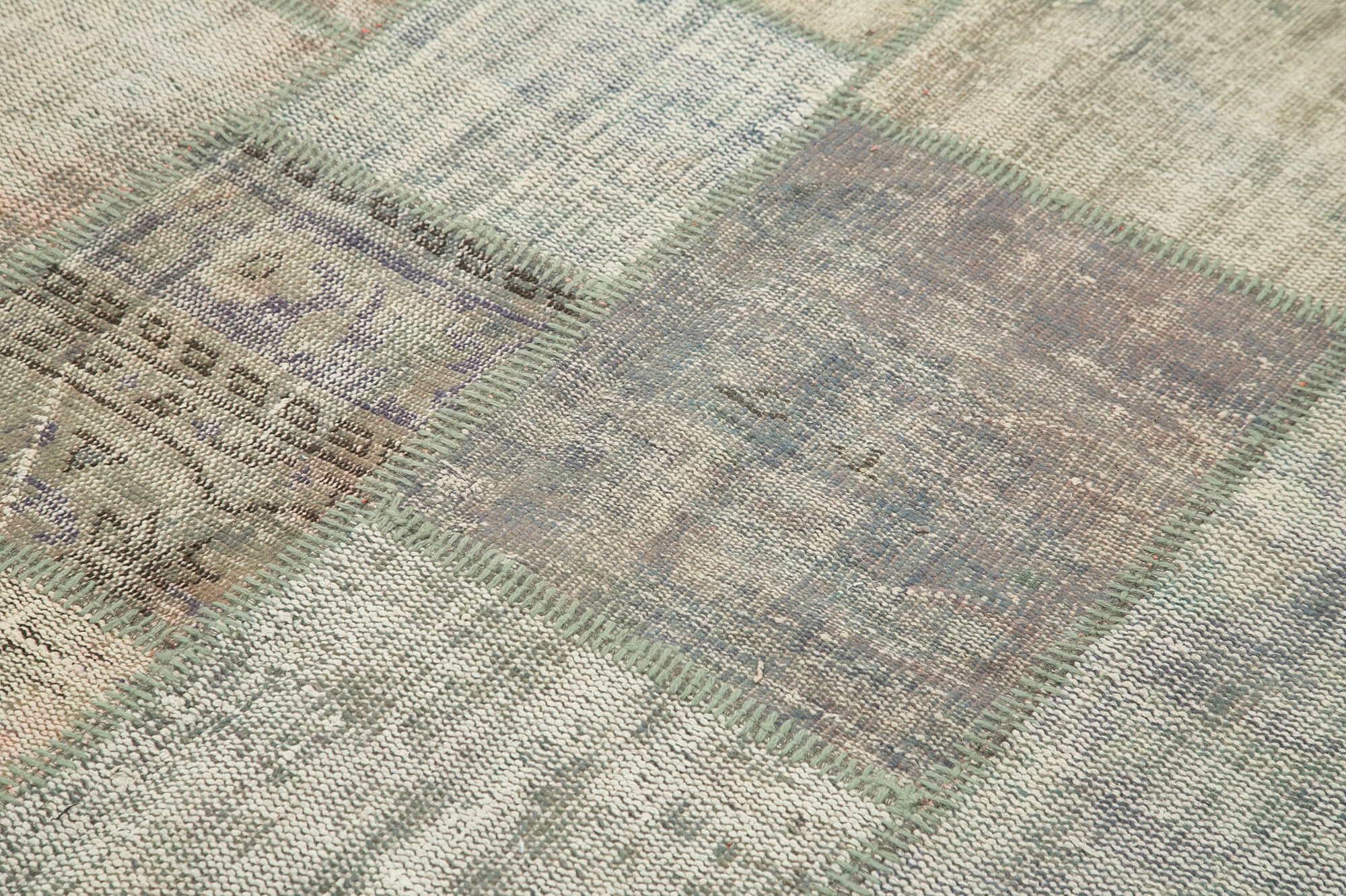 Handwoven oriental overdyed 176 cm x 243 cm grey patchwork carpet