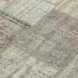 Handwoven oriental overdyed 176 cm x 243 cm grey patchwork carpet