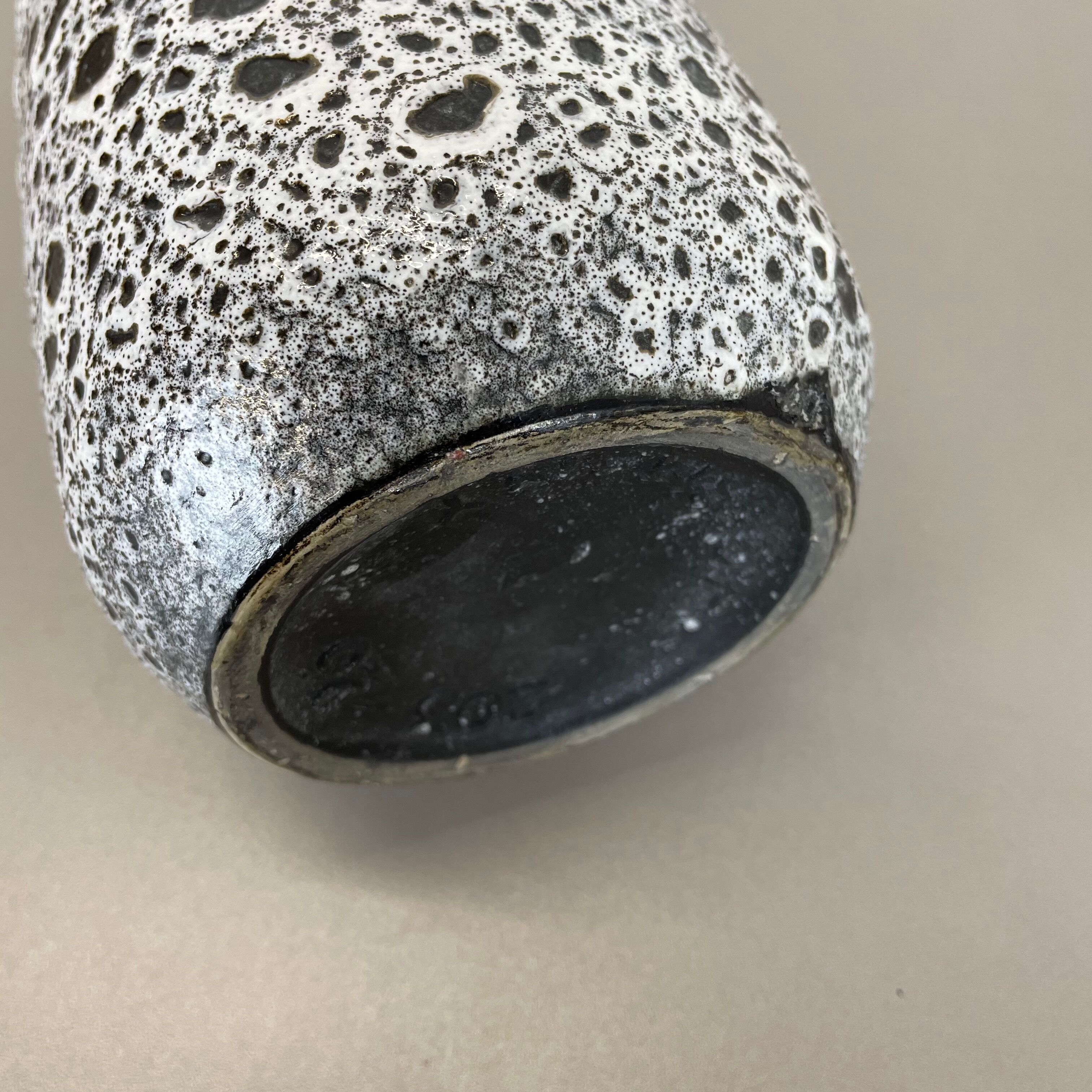 Pottery super white color fat lava multi-color vase scheurich germany wgp, 1970