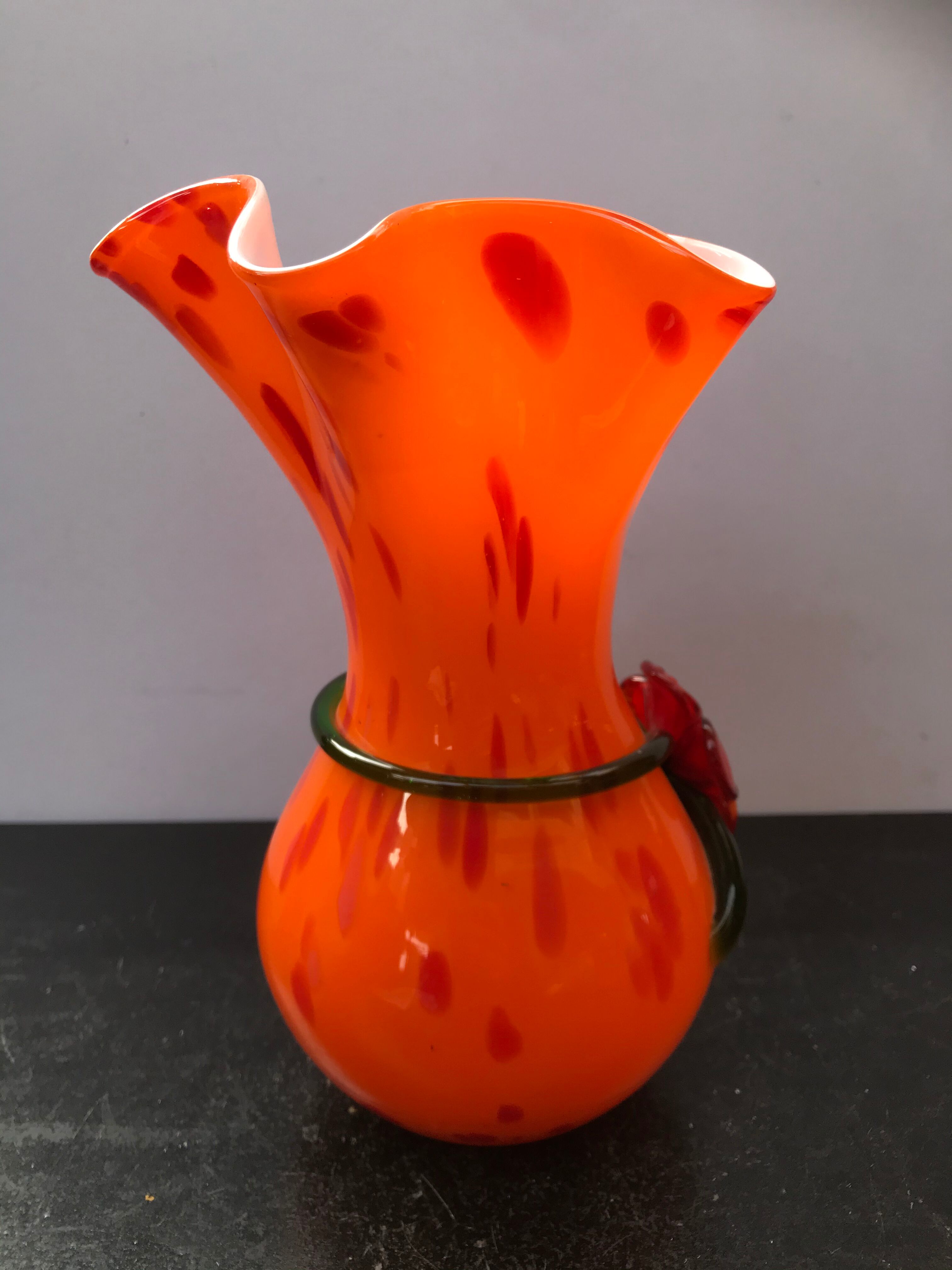 Vase verre multicouche orange col corolle vintage