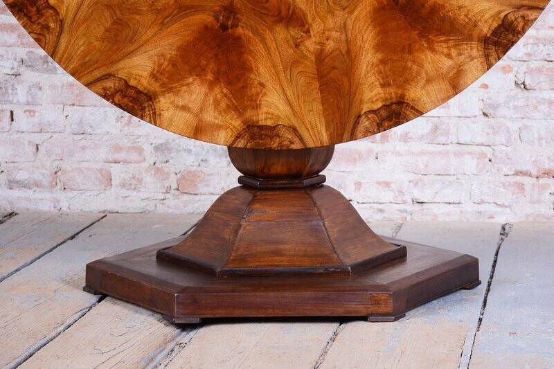 Biedermeier Dining Table in Walnut, Czechia, 1830s