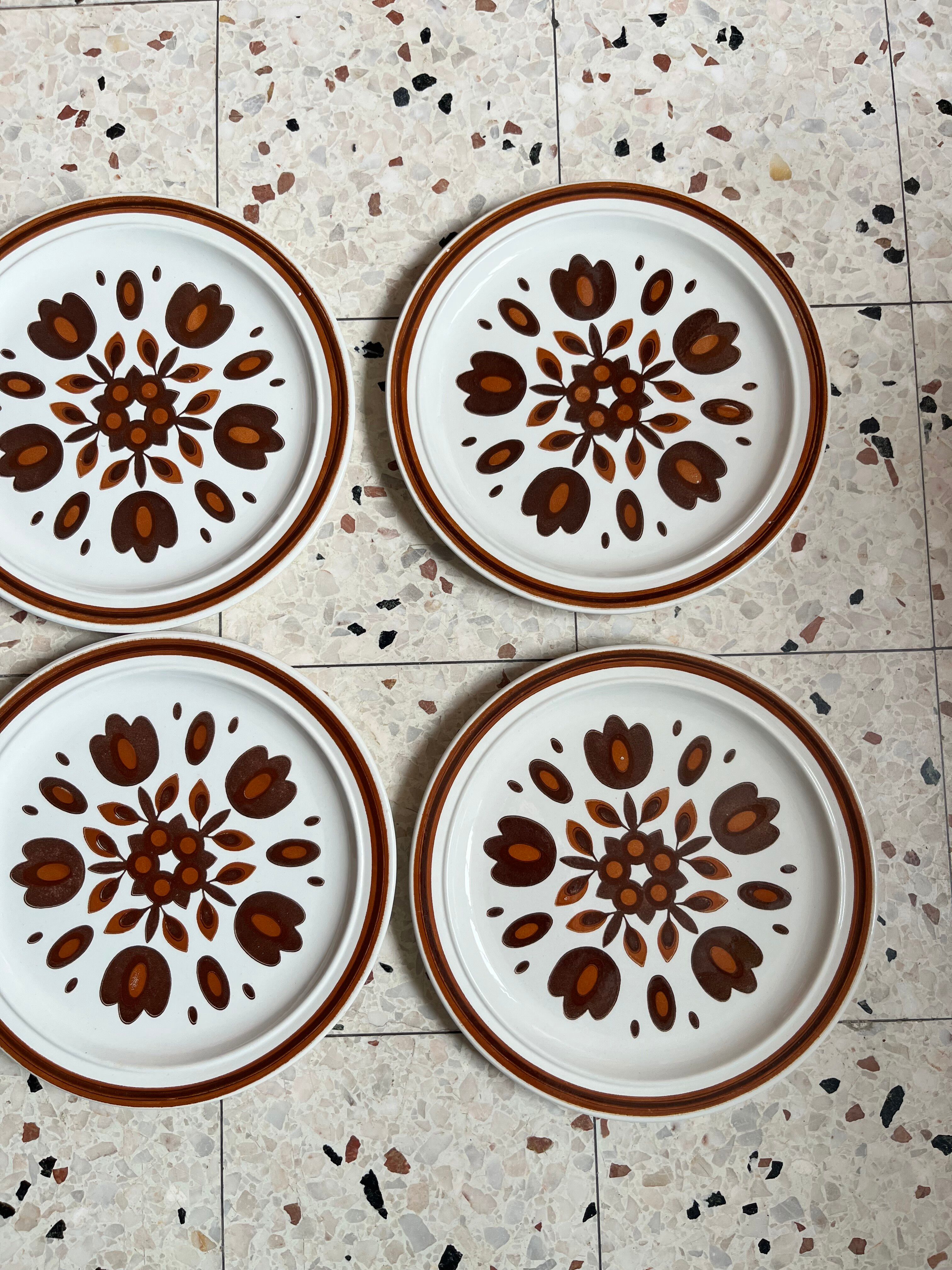 6 assiettes plates
