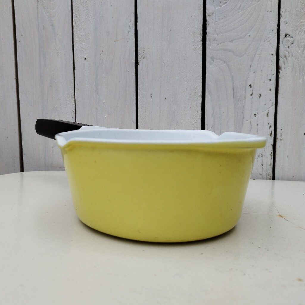 Casserole Le Creuset design Raymond Loewy