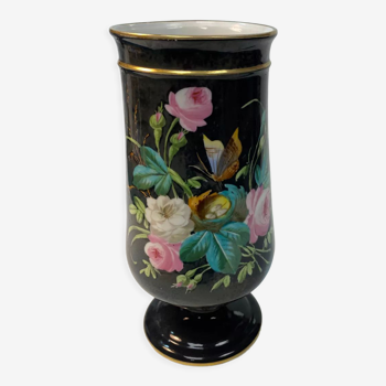 Vase Napoleon III en porcelaine de Sevres