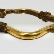 Max Welz Vienna Art Nouveau Hand-Carved Gilded Wood Wall Mirror, Austria, 1930s