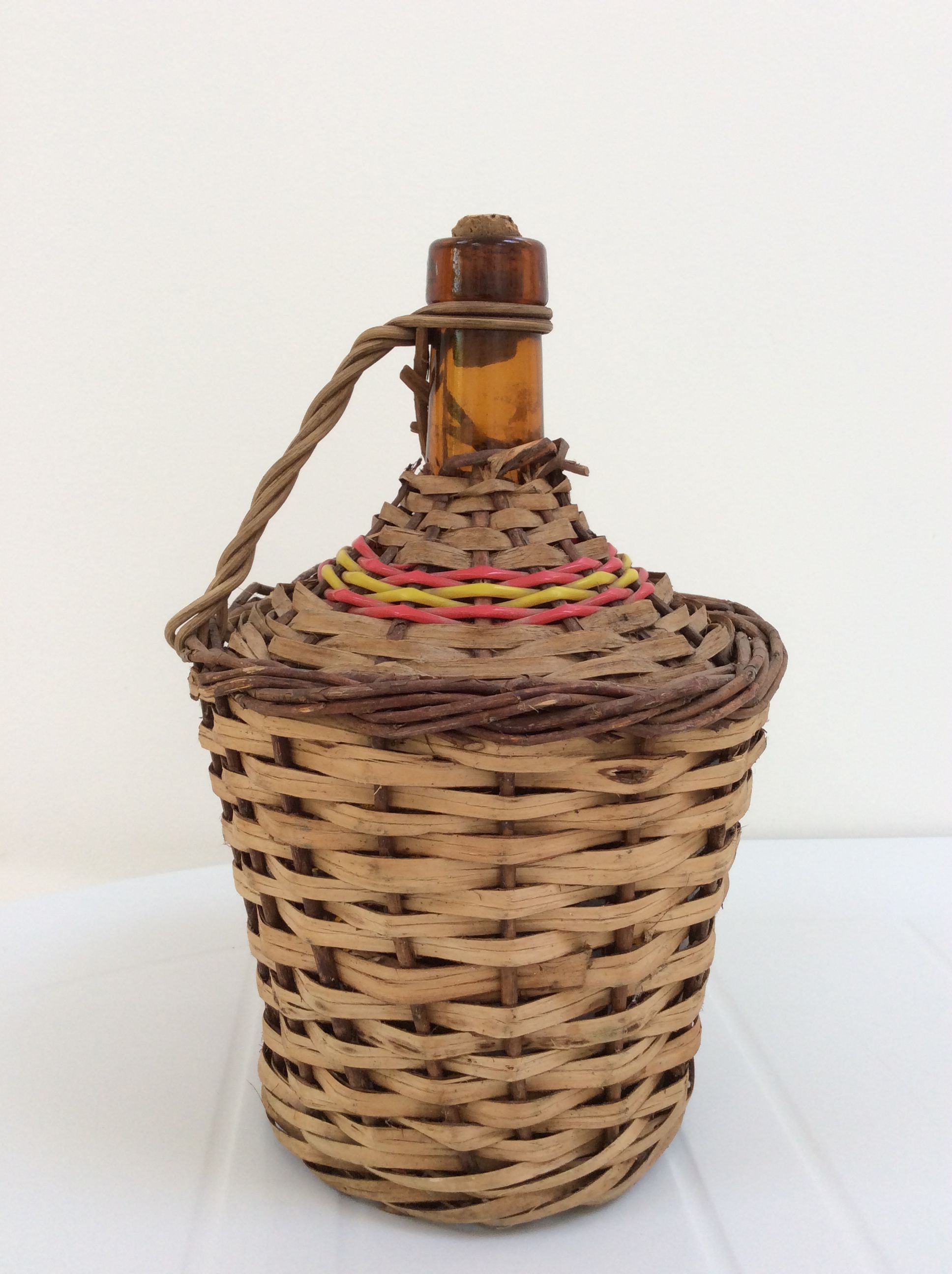 Demijohn dressed braided wicker 2 l