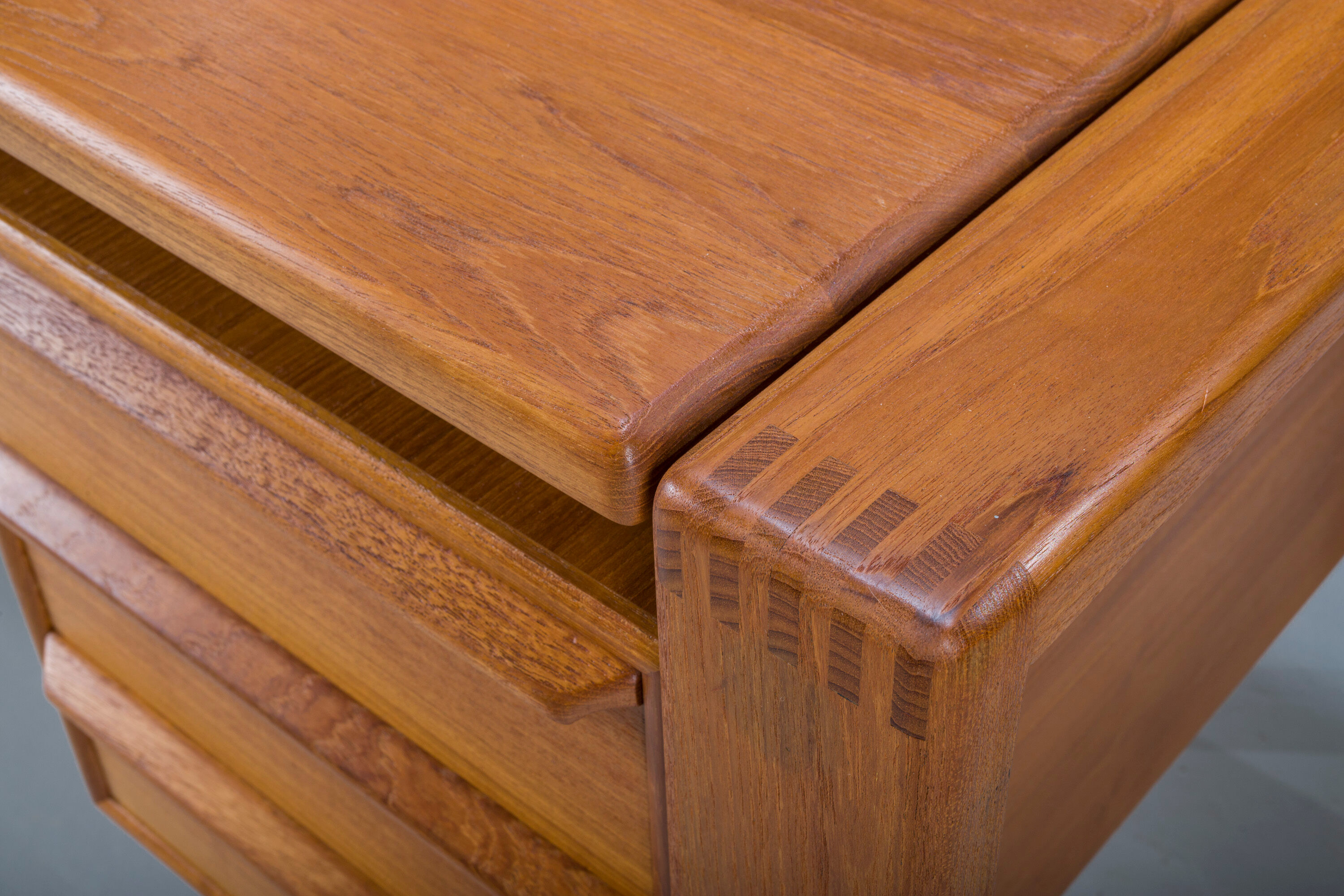 Teak desk by G.V. Gaasvig for Gv Møbler, Denmark, 1960
