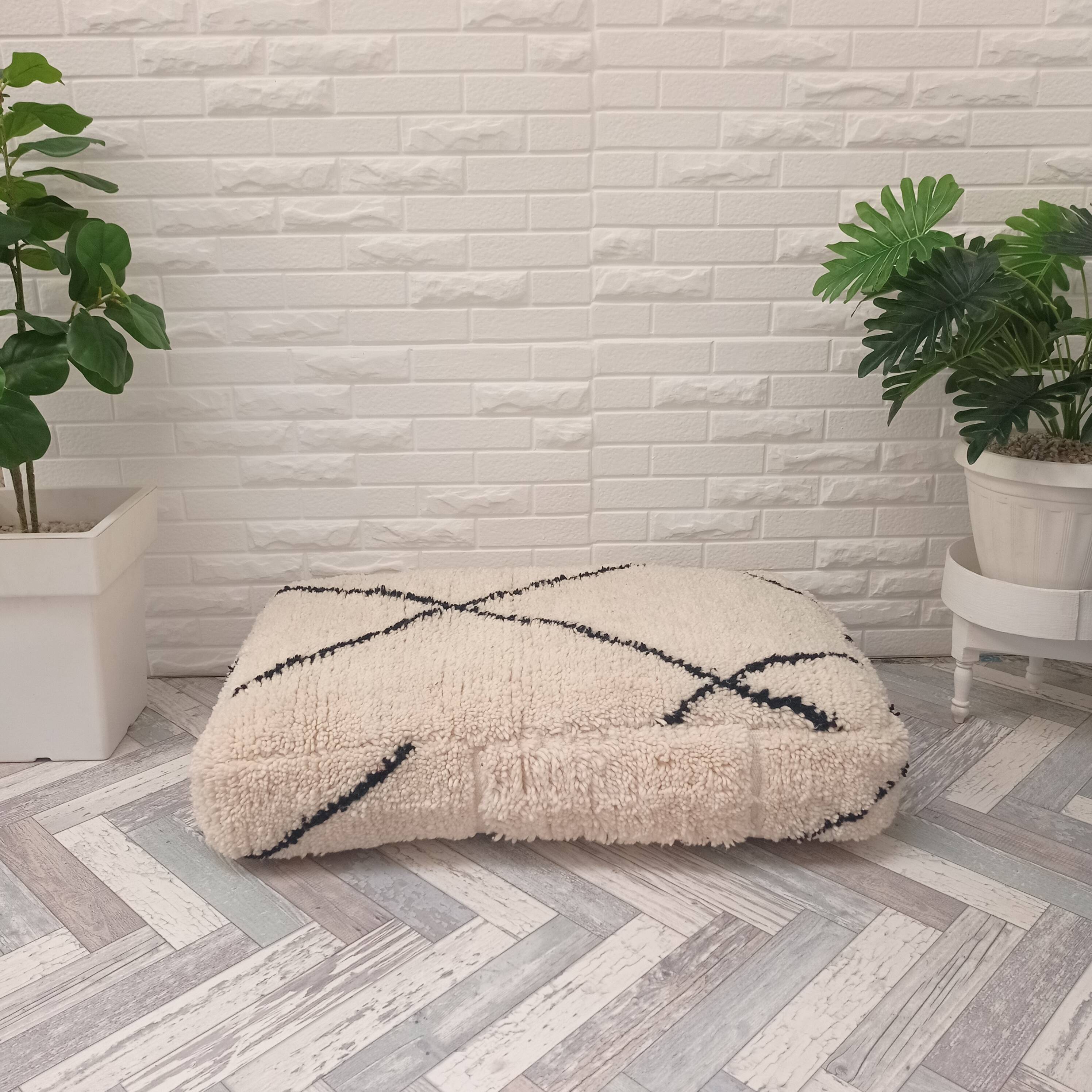 Pouf  berbère fait main en laine