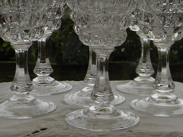 Set of 6 crystal water glasses from ARQUES. Pompadour model.