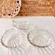 4 shell-shaped cups