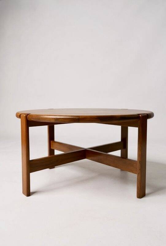 Round teak coffee table - Niels Bach - 1970