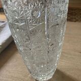 Chiseled crystal glass vase