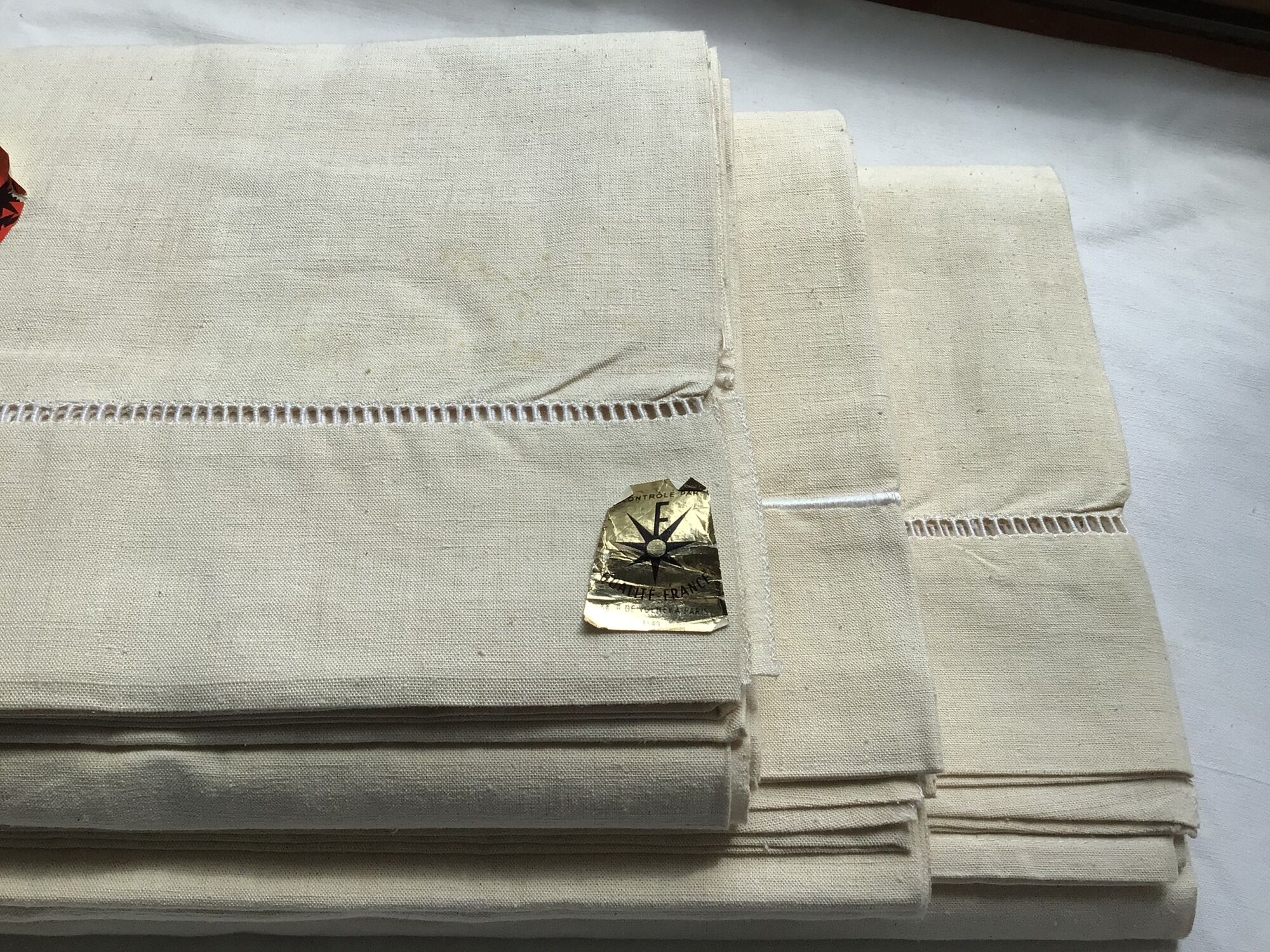 Lot 3 new sheets Métis large size